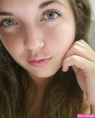 Lisa ASMR [ lisa-asmr-1 ] - Je mouille sur ta queue