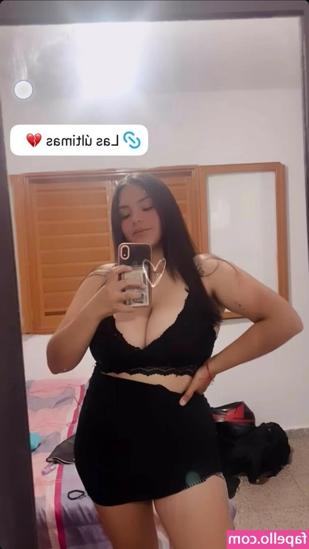 Milagros Ruiz Diaz [ milagros-ruiz-diaz ] - Goth Toph serving up BJ's and titty fucks