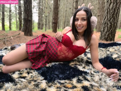 ammy_rosse [ ammy-rosse ] - Big natural tits :P