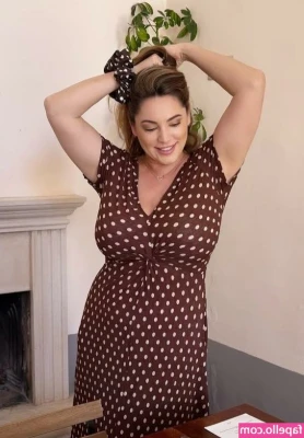 Kelly Brook [ kelly-brook ] - Check out my wishlist 💋https://www.amazon.com/hz/wis…