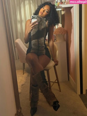 Angel Reese [ angel-reese ] - Proxima semana, muevas fotos 🥰