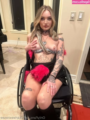 karleexrosee - Is this a Kiki comeback
