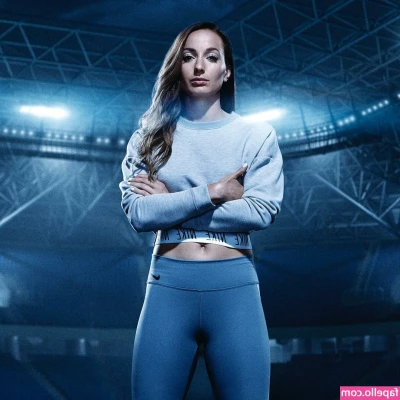 Kosovare Asllani [ kosovare-asllani ] - Going LIVE with Kodi THIS WEDNESDAY at 5pm PST  PLS CUM!  Will you be