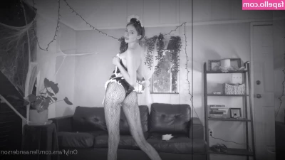 Lena Anderson [ lena-anderson ] - It s Friday
