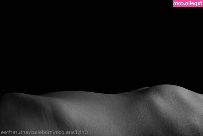 modeladventurerfree [ modeladventurerfree-1 ] - Give it a lick