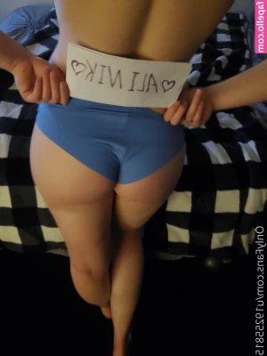 laceynorth [ laceynorth-1 ] - More costumes dress up coming soon - but in the meantime here s a