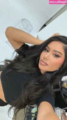 Janet Guzman [ janet-guzman-23 ] - Bend over because you want to see my tail? F-Fine! Here you go!