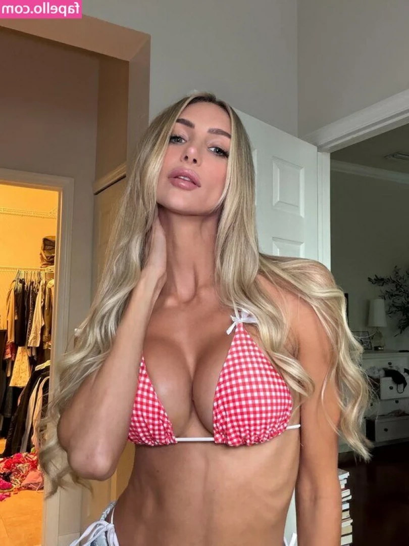 Holly Roxx [ holly-roxx-2 ] - Stream started at 11/28/2020 09:18 pm