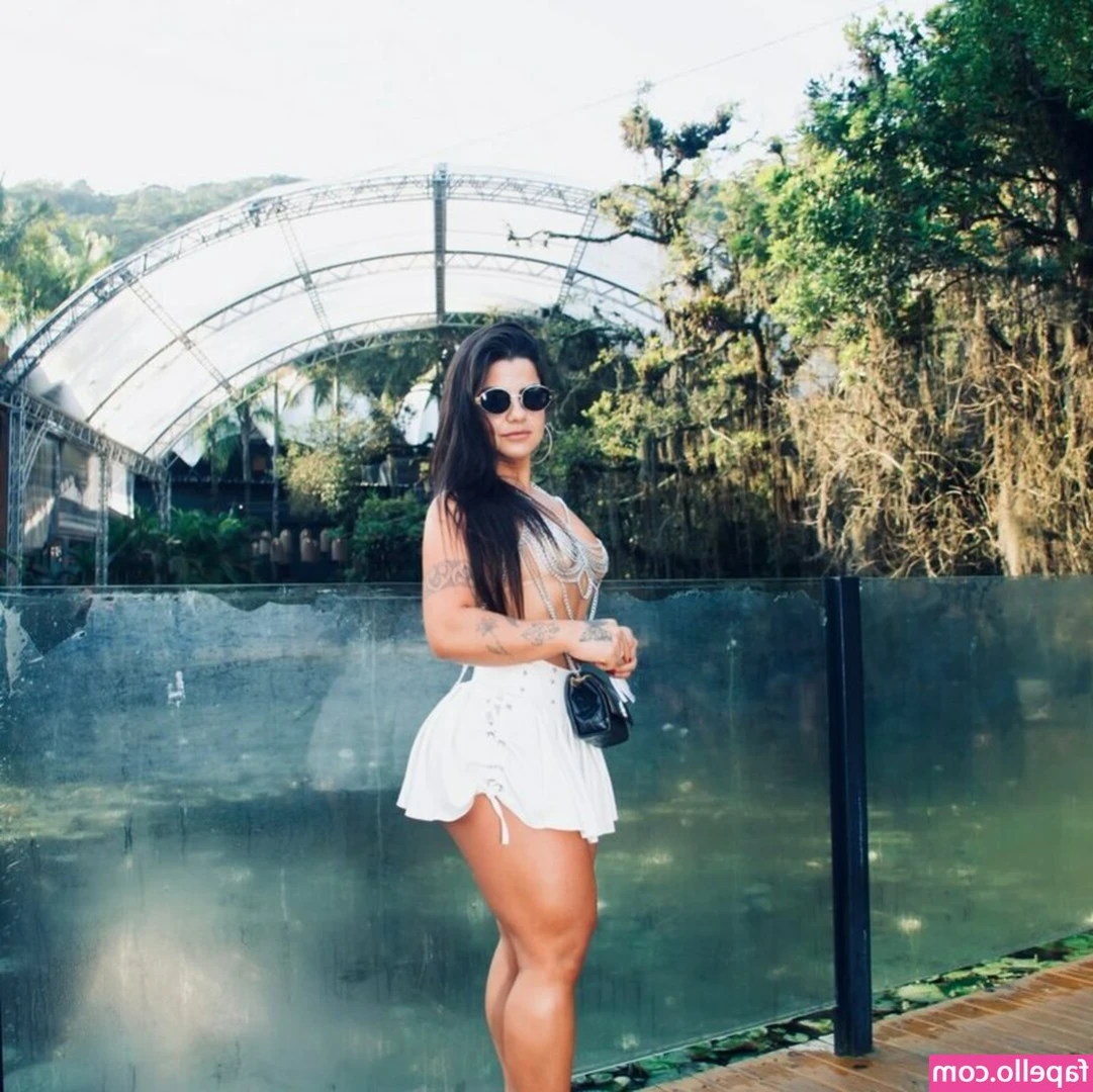 daianyportellaa - Fuck my hole up