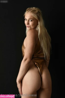 siswet19 - birthday booty 🎁