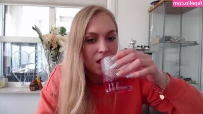 siswet19 - 1 fan only   Tip  20 for  999 worth of content  Including unseen