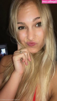 siswet19 - Tokes and tits    420   ganja girl   stoner