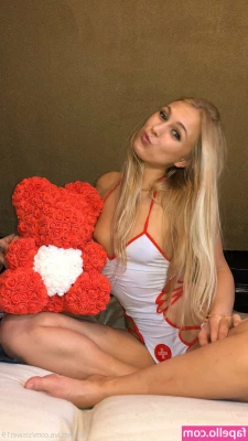 siswet19 - So extremely horny today   Tip me  10 to start sexting