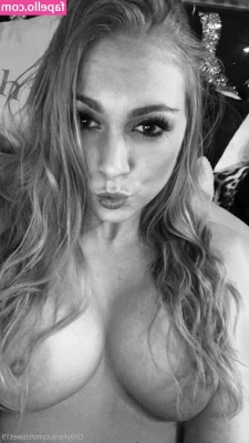 siswet19 - Don’t mind me I just enjoy touching my naked body 🥵 (1 video