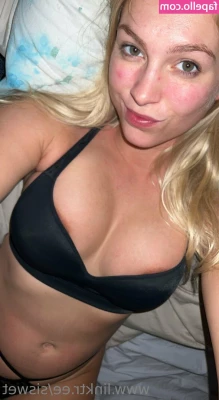 siswet19 - A reminder that I offer genital ratings and i LOVE doing them
