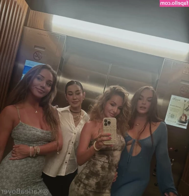 karleaxoxo - Smack my ass