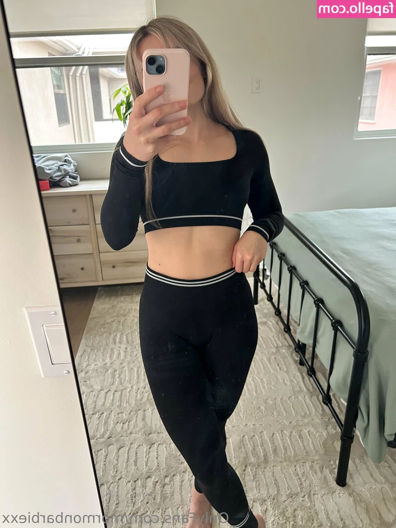 mormonbarbiexx - tell me you love watching me shake my fat ass