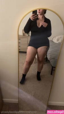 bigboootybecky - I'm sorry I have made you wait 🥺, I hope this makes up for it