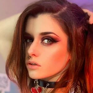 Alli Leighfree