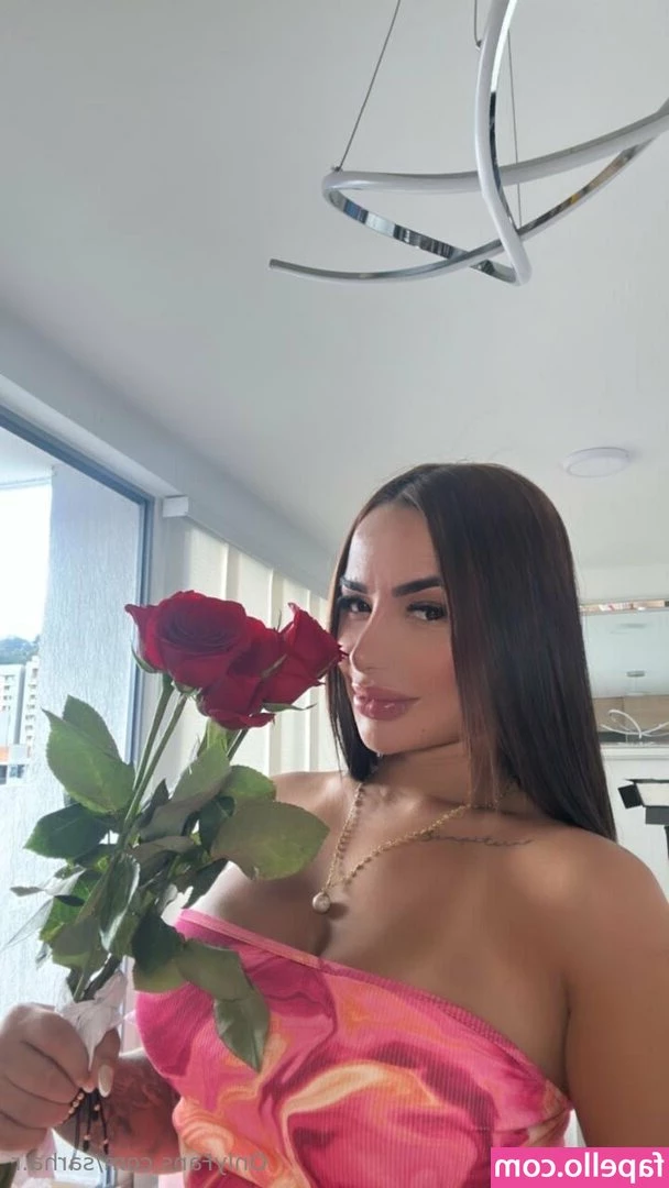 sarha.r [ sarha-r ] - @katy_hot_69 @katy_hot_69 😈😈 I'm bored, do you want to play