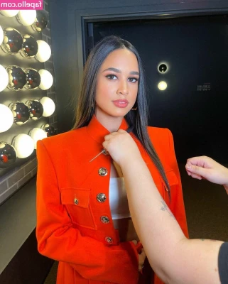 Emily Tosta [ emily-tosta ] - I wanna taste you😋