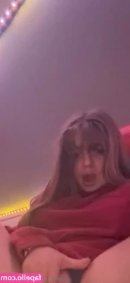 smalltotties - wanneer een stalker subscribed op je onlyfans  maar dan bang word