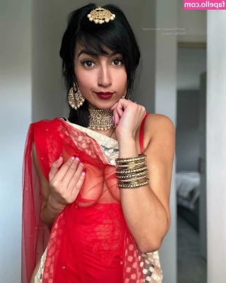 Aaliyah Yasin [ aaliyah-yasin ] - Anyone wanna order me a tripod so I can make better content for yall