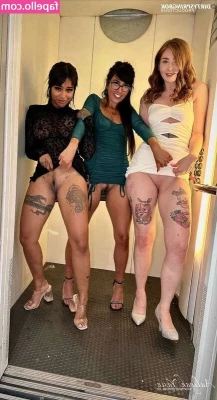 Aaliyah Yasin [ aaliyah-yasin ] - Some gothic stripping going on here for you 🤭🖤