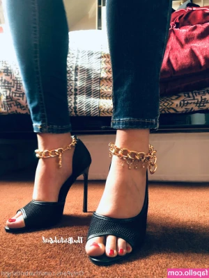 Aaliyah Yasin [ aaliyah-yasin ] - Trying to get motivated for the day lol hbu?