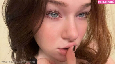 Aspyn Summer [ aspyn-summer ] - Waiting to get sucked by you😈🍆💦