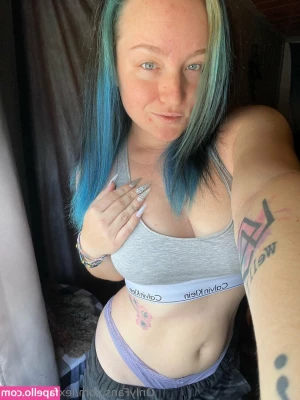 lexierexiefree - Quick little snaps of my lingerie set this morning - unlock for two