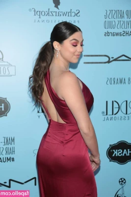Kira Kosarin [ kira-kosarin ] - Meowwww