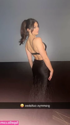 Kira Kosarin [ kira-kosarin ] - GG shoot with @michkath121 we are available for GG customs as well