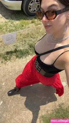 Kira Kosarin [ kira-kosarin ] - Join me in bed 🫦
