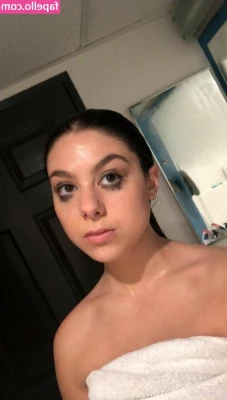 Kira Kosarin [ kira-kosarin ] - morning  everyone  Get ready to join me on cam today  I m online