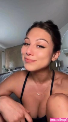 Kira Kosarin [ kira-kosarin ] - very hot right now