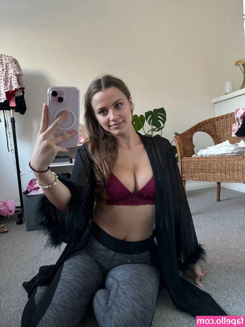 Sophia Kate [ sophia-kate ] - Watch my asshole gape x