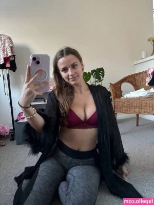 Sophia Kate [ sophia-kate ] - Watch my asshole gape x