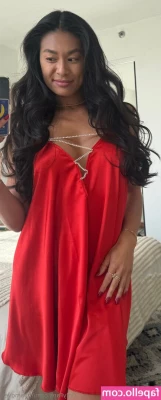 milamoves - zieh mein lip zur Seite  -  pull my lip to the side