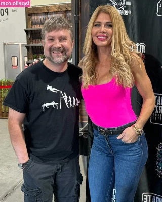Torrie Wilson [ torrie-wilson ] - OMG Our brakes on the Camper Van went completely out Tuesday. We were