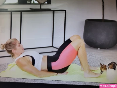 Torrie Wilson [ torrie-wilson ] - is posting nudes a hobby?