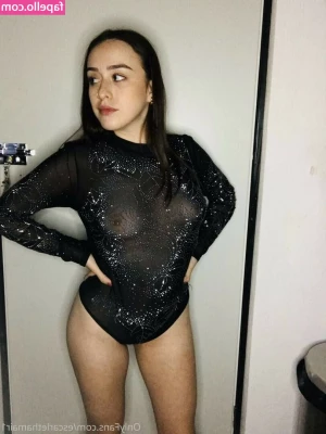Escarlethamair1 - Check my 20  off today in my vip  micaelav
