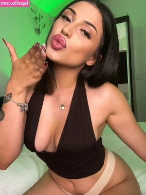 Goddess Tina [ goddess-tina ] - Tetitas Follables