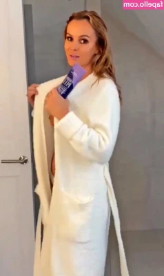 Amanda Holden [ amanda-holden-1 ] - Good Moaning daddy