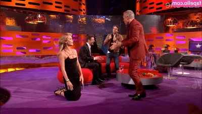 Amanda Holden [ amanda-holden-1 ] - Outside BG - rimjob / fingerfuck / assfucking ROUGH