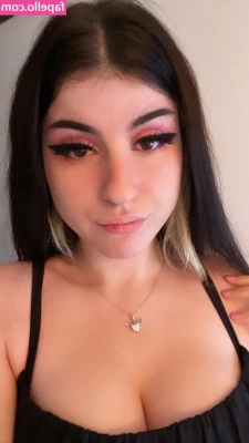 Abbyimu - First time I’ve filled both holes in a long time😳