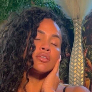 officialrosaacosta