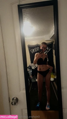 fauxpheonix5415 - Can I interest you in black lingerie and a wet pussy    6 pics and a