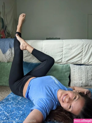 loveleearches - Glass dildo full video x