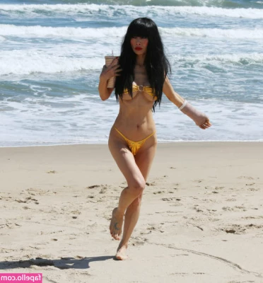 Bai Ling [ bai-ling ] - 6 pack finally coming back